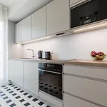 Apartments, Quiet With Free Parking And Ac. דירה *