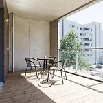 Apartments, Quiet With Free Parking And Ac. *