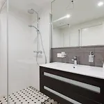 Apartments, Quiet With Free Parking And Ac. דירה טאלין