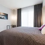Apartments, Quiet With Free Parking And Ac. דירה
