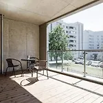 דירה Apartments, Quiet With Free Parking And Ac. טאלין