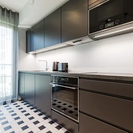 Apartments, Quiet With Free Parking And Ac. Daire