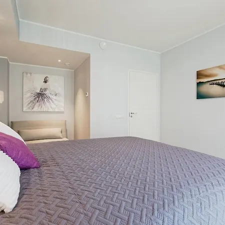 Apartments, Quiet With Free Parking And Ac. * Ταλίν