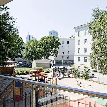 Apartments, Quiet With Free Parking And Ac. Daire
