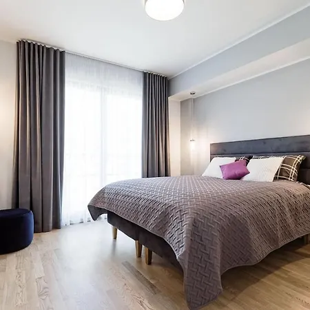 Apartments, Quiet With Free Parking And Ac. 公寓 塔林