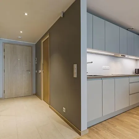 Apartments, Quiet With Free Parking And Ac. Daire *