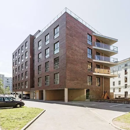 Apartment Apartments, Quiet With Free Parking And Ac. *