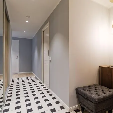 Daire Apartments, Quiet With Free Parking And Ac. Tallinn