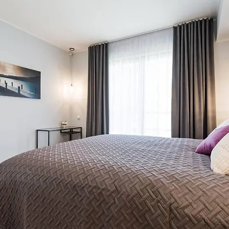 Apartments, Quiet With Free Parking And Ac. Daire
