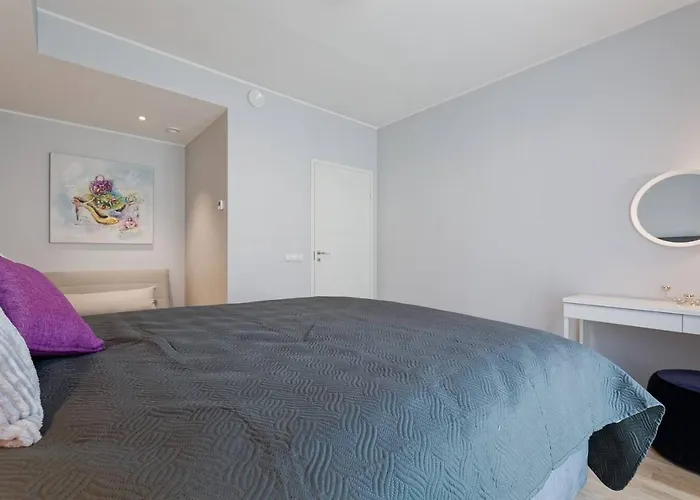 Apartments, Quiet With Free Parking And Ac. Lejlighed