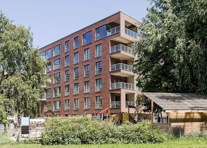 Apartments, Quiet With Free Parking And Ac. Lägenhet
