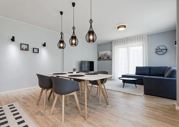 Apartments, Quiet With Free Parking And Ac. 塔林