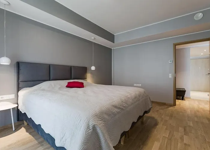 Apartments, Quiet With Free Parking And Ac. 公寓