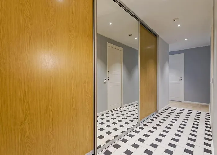 Apartments, Quiet With Free Parking And Ac. 公寓